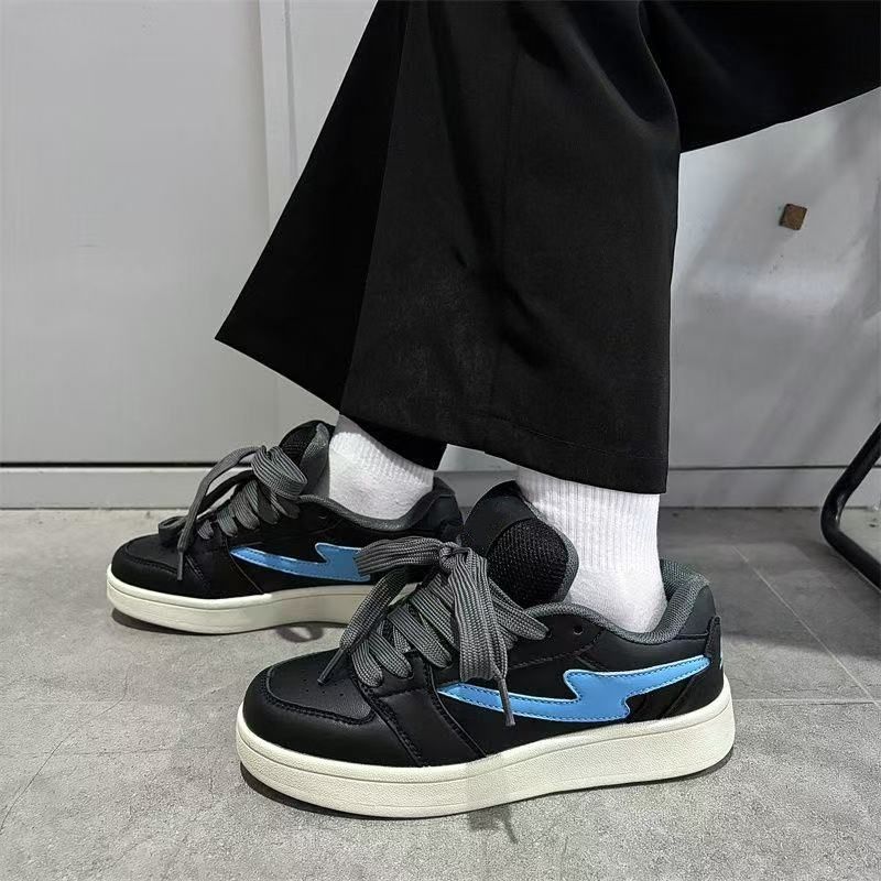 Damen Sneaker im sportlichen Design mit hochwertiger Dämpfung Echo Archiv