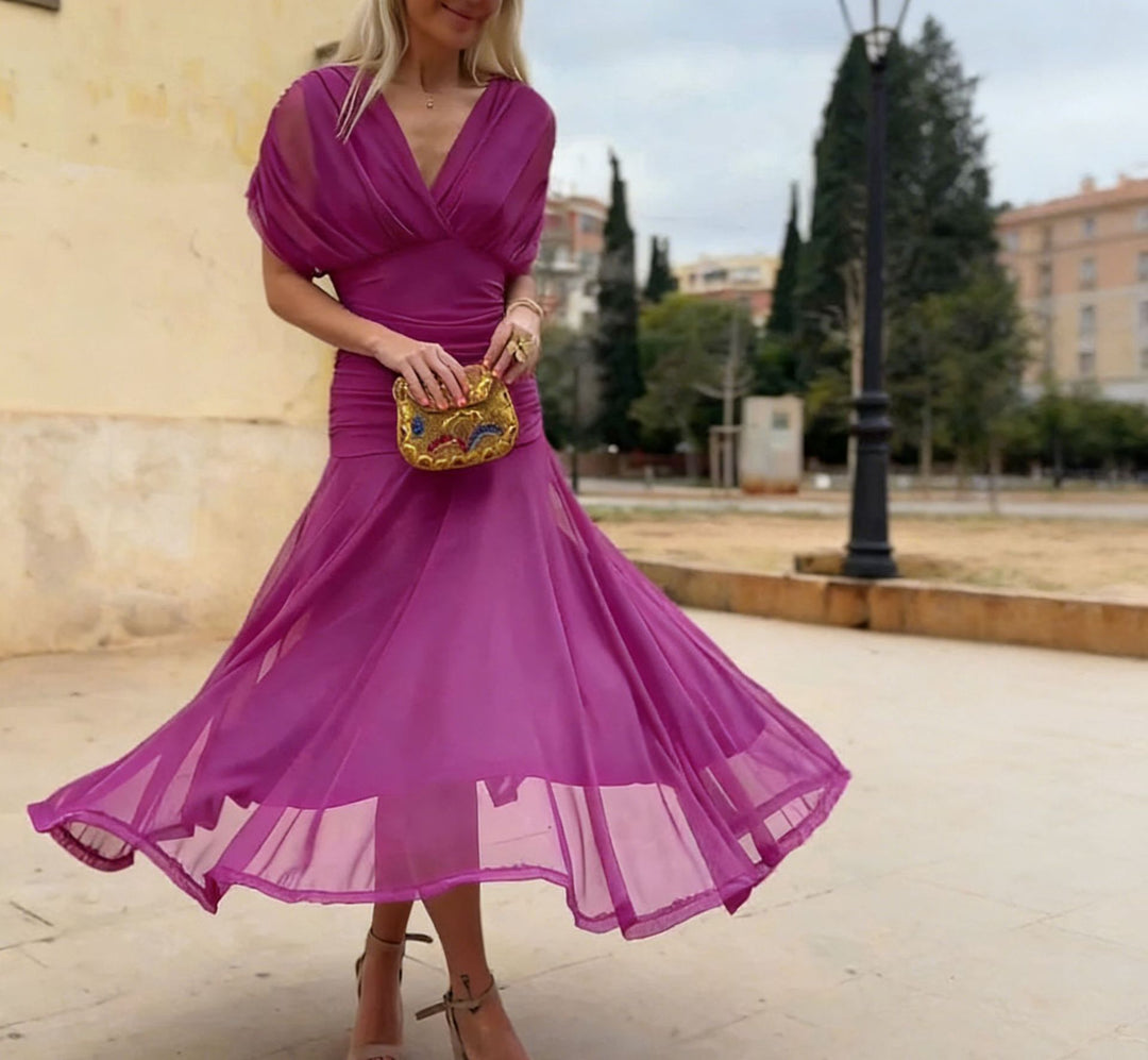 Damen Elegantes Abendkleid mit Off-Shoulder-Ausschnitt und Fließendem Rock Echo Archiv