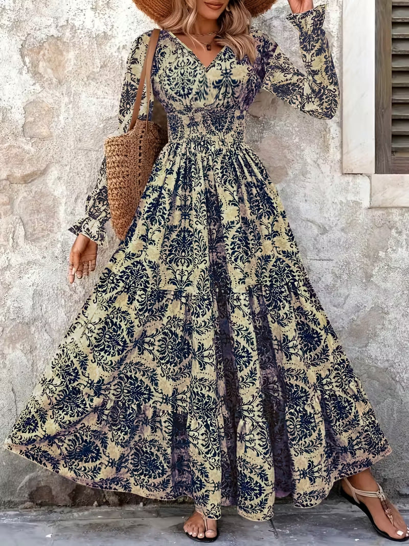 Damen Boho‑Maxikleid mit Smok‑Taillenpartie, V‑Ausschnitt und Stufenrock Echo Archiv