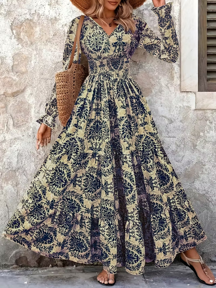 Damen Boho‑Maxikleid mit Smok‑Taillenpartie, V‑Ausschnitt und Stufenrock Echo Archiv
