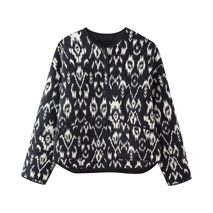 Damen gesteppte Ikat-Print Steppjacke mit Rundhalsausschnitt, kontrastpaspel und aufgesetzten Taschen – Célinea