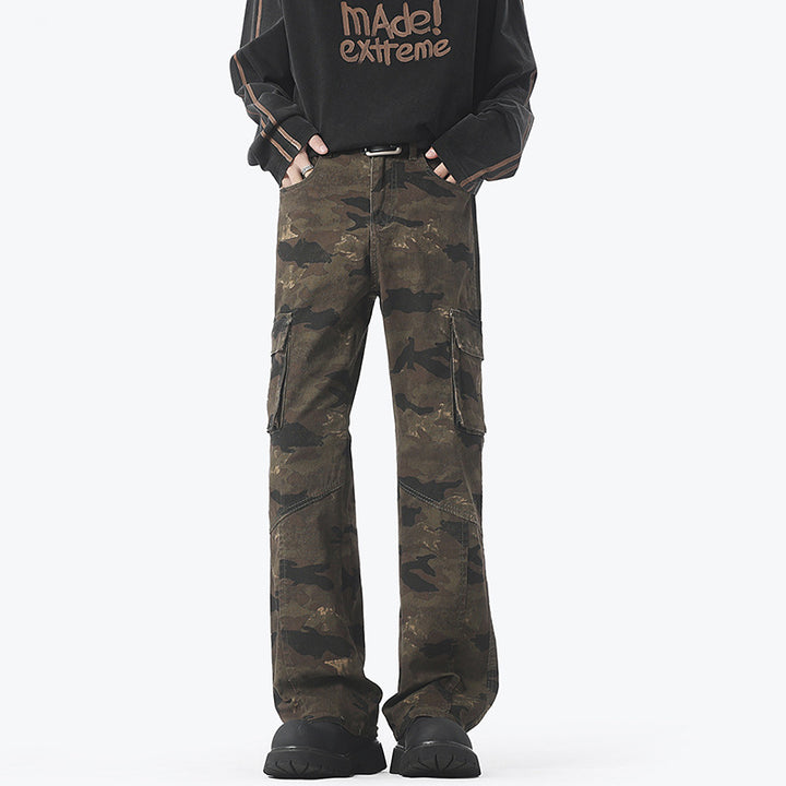 Herren Cargohose im weiten Marlene-Cut mit Camouflage‑Print und Kniepaneelen Echo Archiv