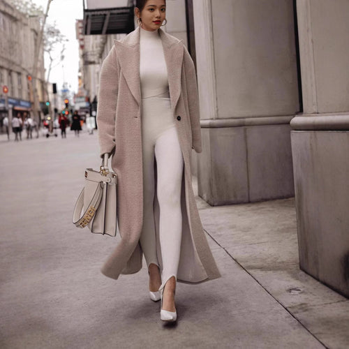 Damen Eleganter und warmer Wollmantel mit schmalem Schnitt Echoarchiv