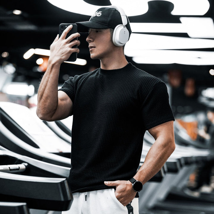 Herren Fitnessshirt mit strukturiertem Gewebe Echoarchiv