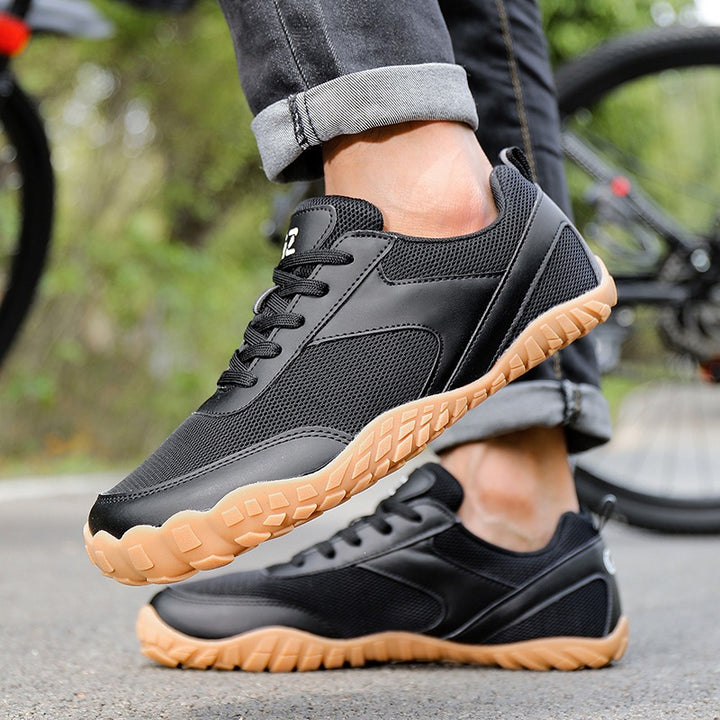 Herren leichte atmungsaktive Trail-Sneaker mit robuster Gummiprofilsohle Echoarchiv