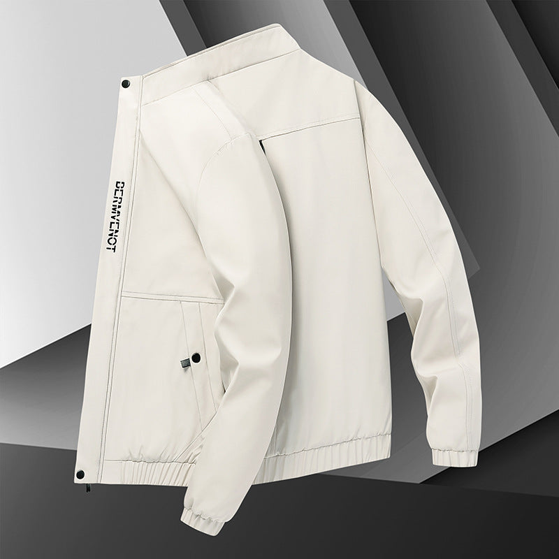 Herren modische Übergangsjacke mit verstellbaren Ärmeln und praktischen Taschen Echoarchiv