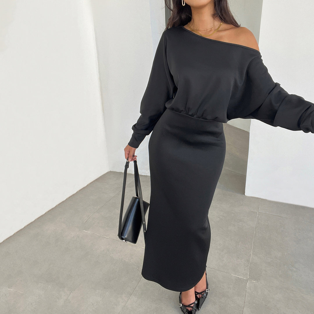 Damen Kleid mit weitem U-Boot-Ausschnitt, Fledermausärmeln und tailliertem Bleistiftrock Echo Archiv