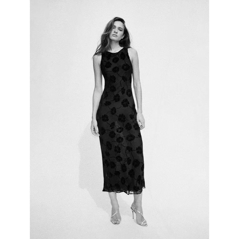 Damen Maxi-Kleid mit floralem Spitzenmuster und elegantem, schwingendem Saum Echo Archiv