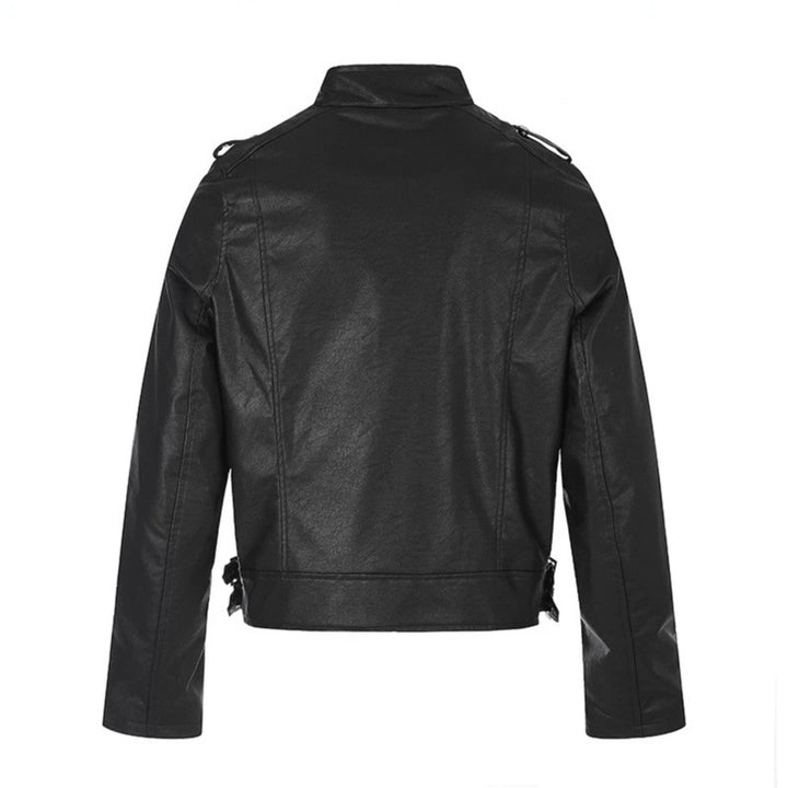 Damen Kurz geschnittene Lederoptik-Bikerjacke mit Stehkragen, Zierdruckknöpfen und Seitenriemen Echoarchiv