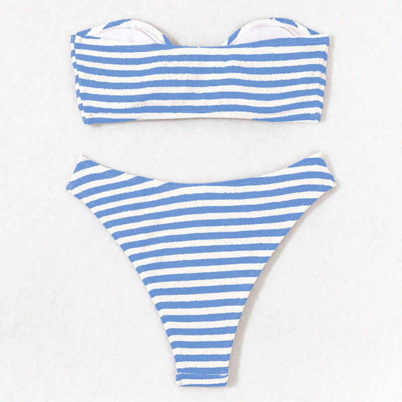 Damen Bandeau-Bikini mit modischem Streifenmuster und zeitgemäßem Gurt Echo Archiv