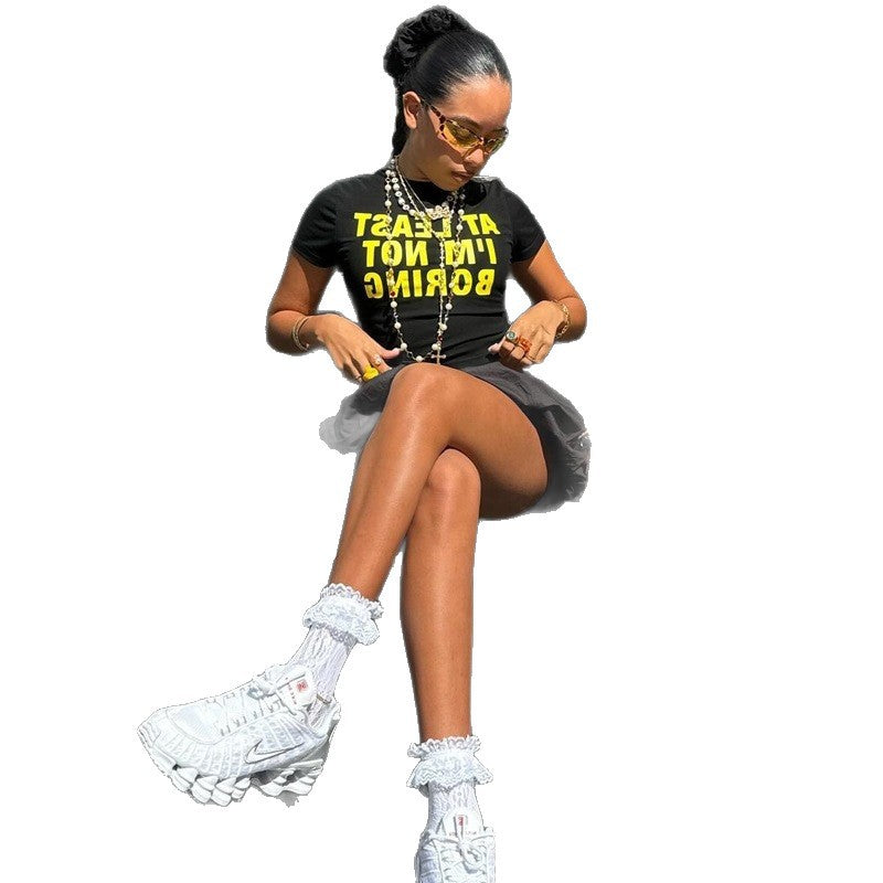 Damen cropped T-Shirt mit auffälligem Typografie-Druck Echo Archiv