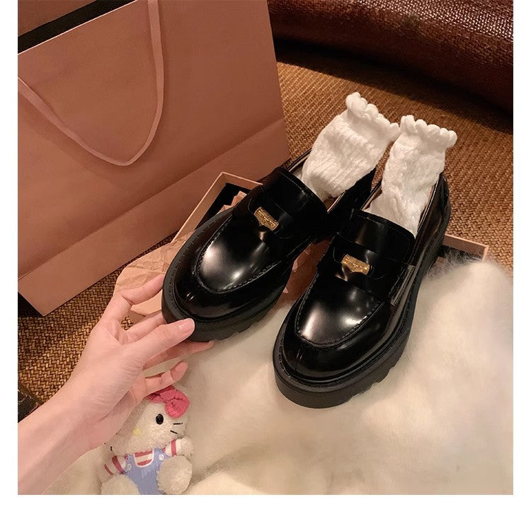 Damen Chunky Loafer mit Plateau-Profilsohle und goldener Zierspange Echo Archiv