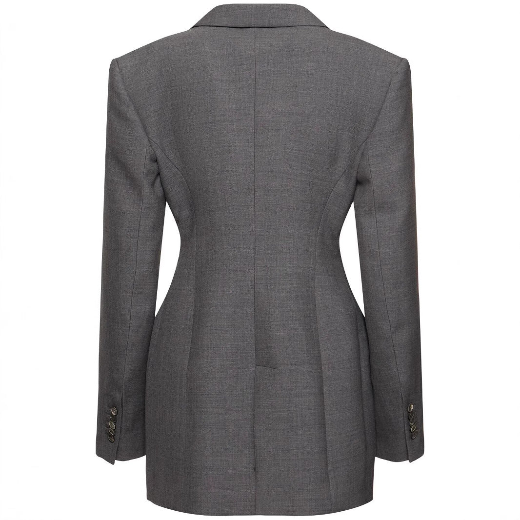 Damen Oversize-Blazer mit langer Silhouette und markanter Schulterpartie Echoarchiv