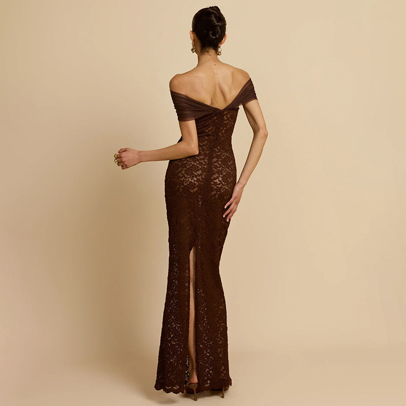Damen Spitzen-Maxikleid mit schulterfreiem Design und elegantem Drapierungseffekt Echo Archiv