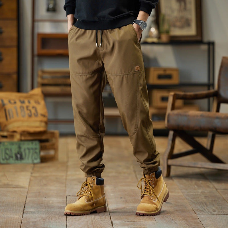 Herren Cargo-Joggerhose mit Kordelzug, verstärkten Knieeinsätzen und elastischen Bündchen Echo Archiv