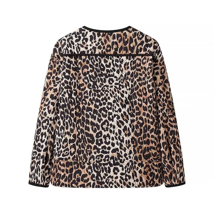 Damen Kurzjacke mit Leo‑Alloverprint, Rundhalsausschnitt und kontrastierender Paspel Echo Archiv