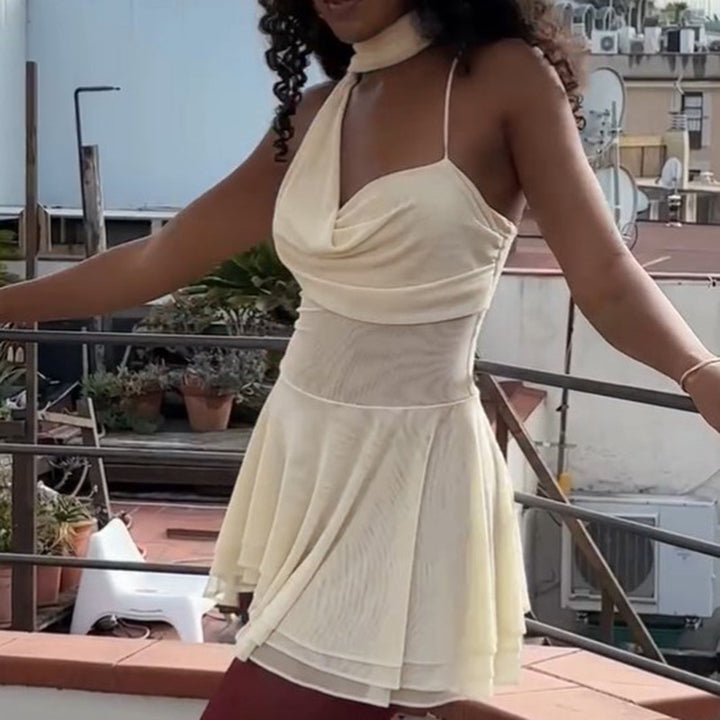 Damen elegantes asymmetrisches Mini-Kleid mit dekorativem Schulterband und fließendem Saum Echo Archiv
