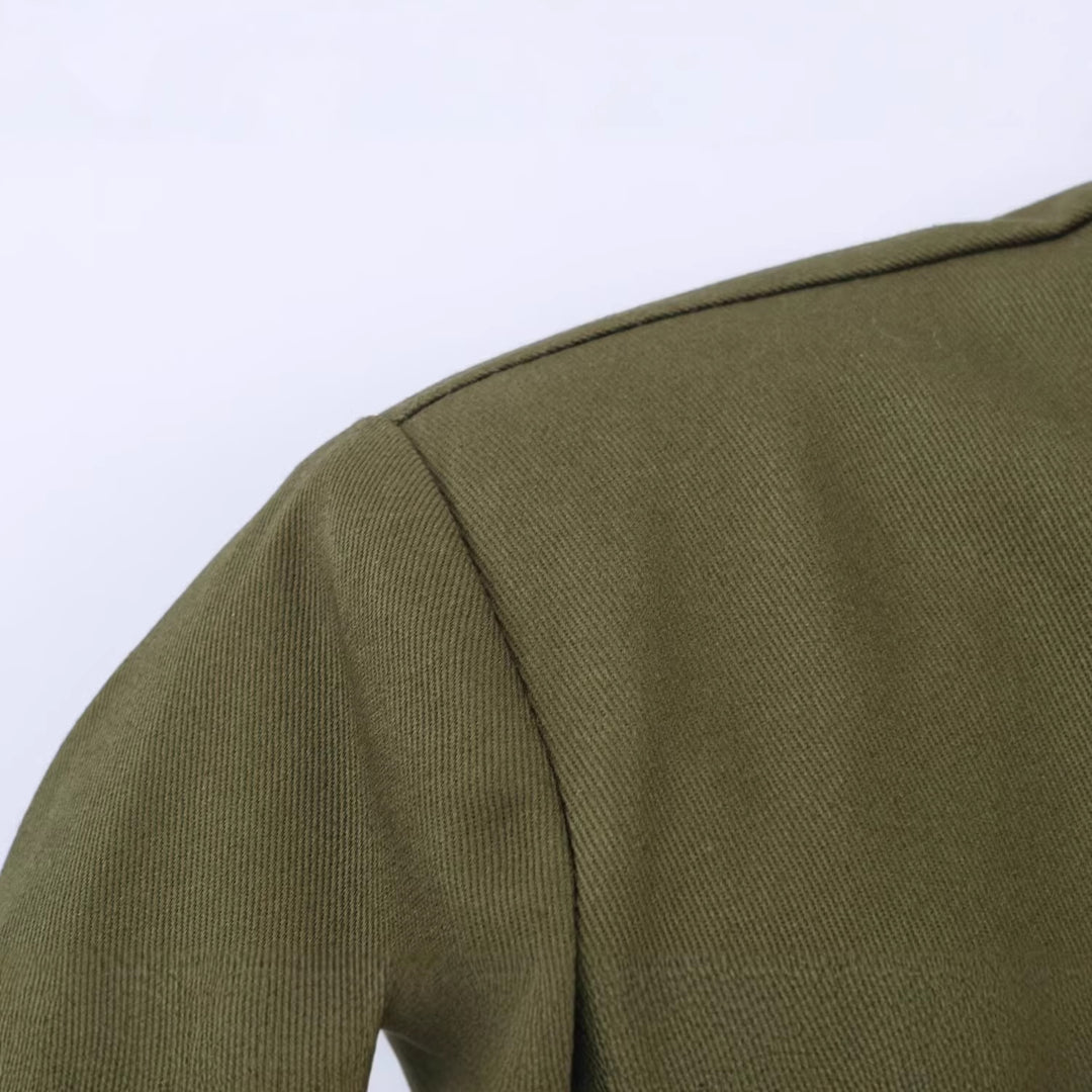 Damen Militärisch inspirierte Kurzjacke mit dekorativer Kordauflage und Stehkragen Echo Archiv