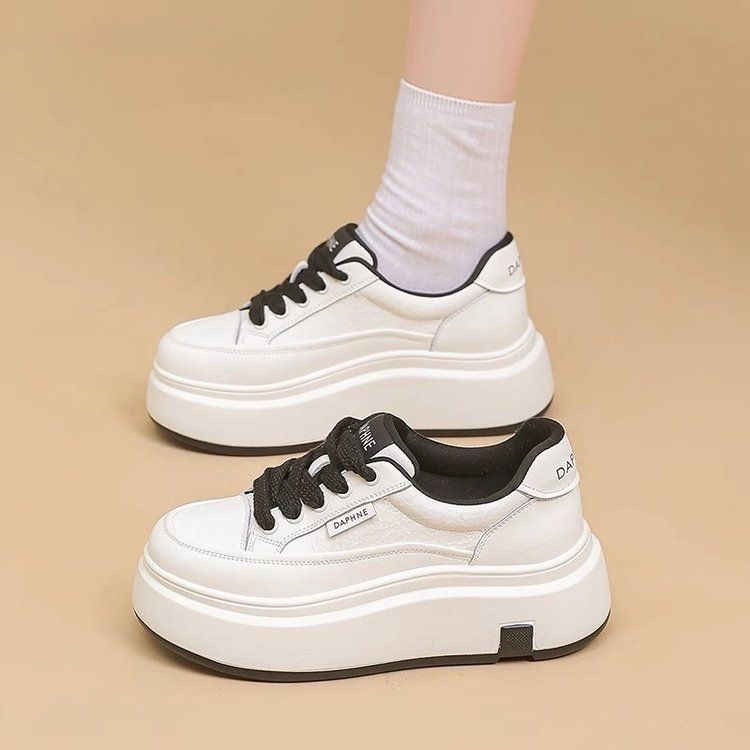 Damen Chunky Sneakers mit hohem Plateau und strapazierfähiger Verarbeitung Echo Archiv