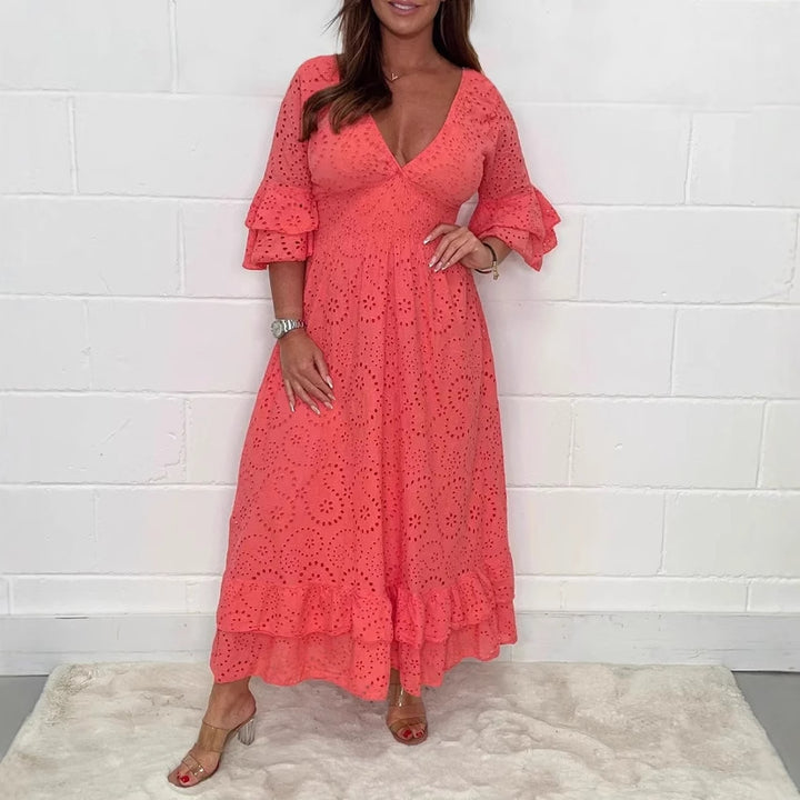 Damen Maxikleid mit floraler Lochstickerei und weiten Ärmeln Echo Archiv