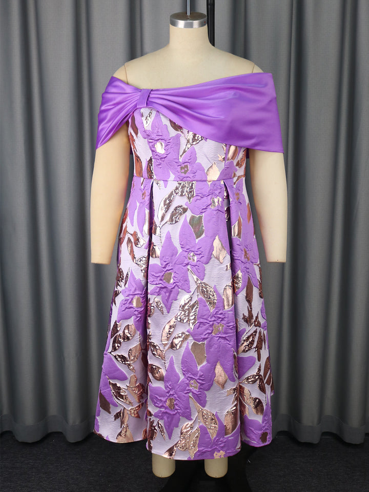 Damen Glamouröses Abendkleid mit Drapierung Echo Archiv