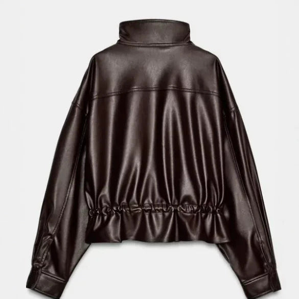 Damen Cropped Kunstleder‑Blouson mit Stehkragen, Pattentaschen und Tunnelzugtaillierung Echo Archiv