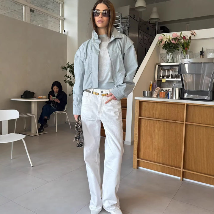 Damen Cropped-Übergangsjacke mit Stehkragen und gerafften Schulterdetails Echoarchiv