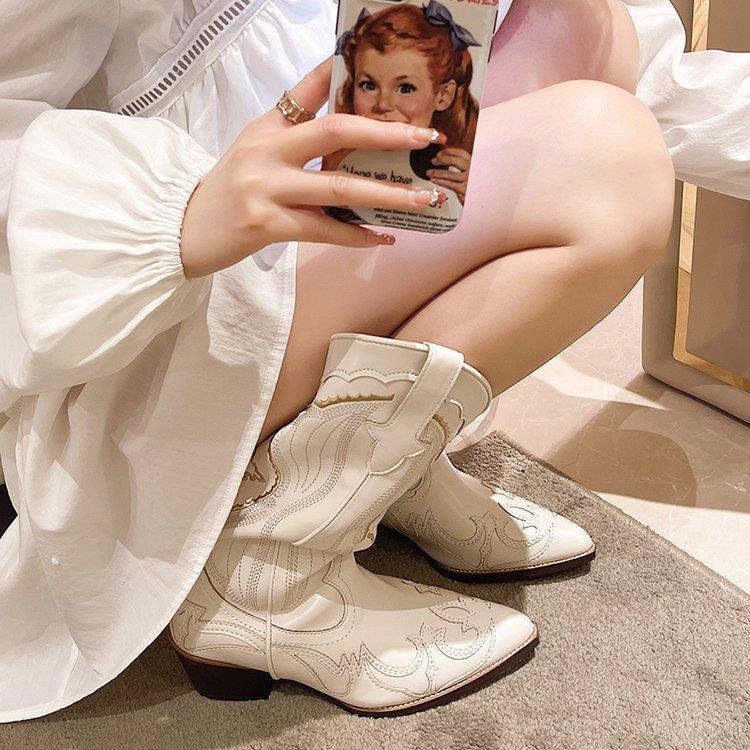 Damen Kniehohe Western‑Cowboy‑Stiefel mit filigraner Stickerei und konischem Blockabsatz Echo Archiv