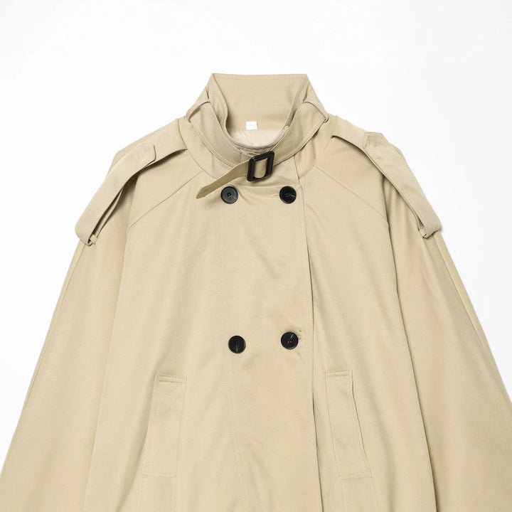 Damen Kurzes Trench-Cape mit Stehkragen, Schulterpatten und doppelter Knopfleiste Echo Archiv