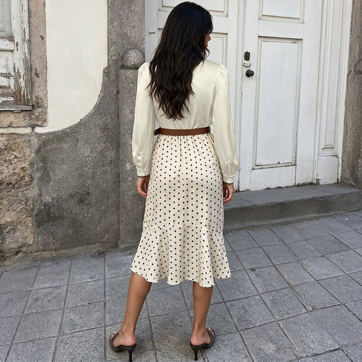 Damen Elegante Bluse mit Knopfdetails und Rüschen Echo Archiv