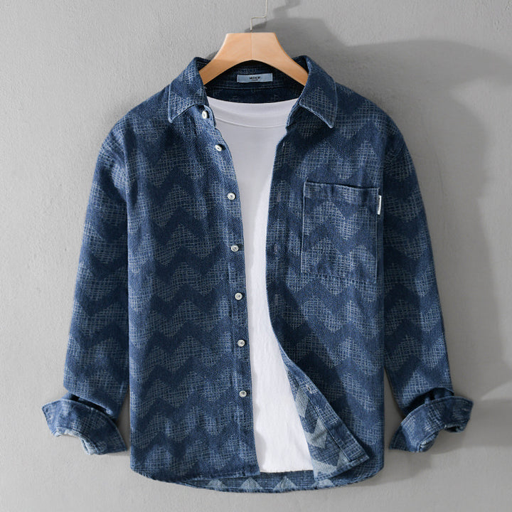Herren Indigo-Struktur-Overshirt aus gewaschenem Denim mit Zickzack-Jacquard, Kentkragen und Brusttasche Echoarchiv