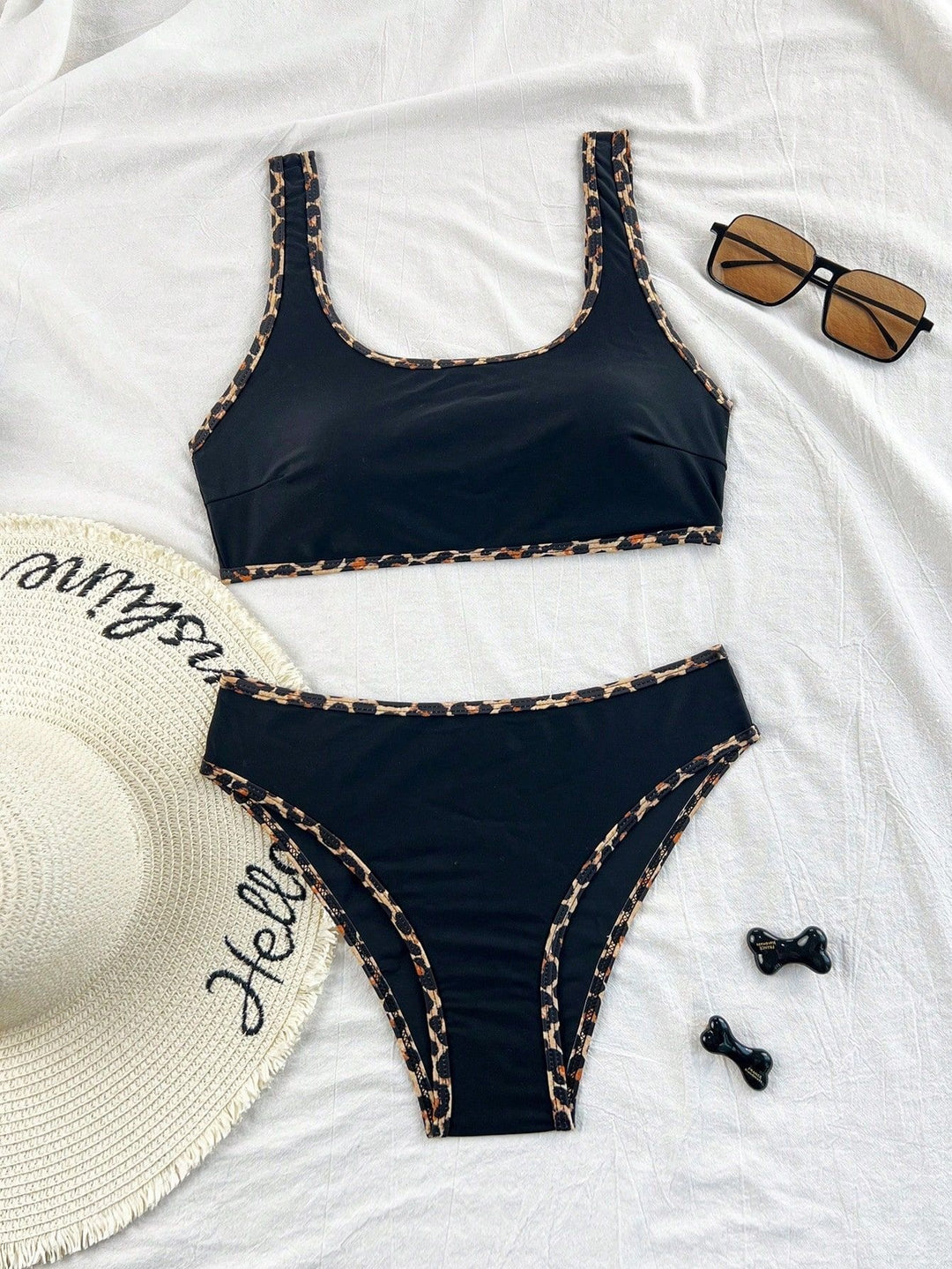 Damen Hochgeschnittener Bikini mit animalischem Design Echo Archiv