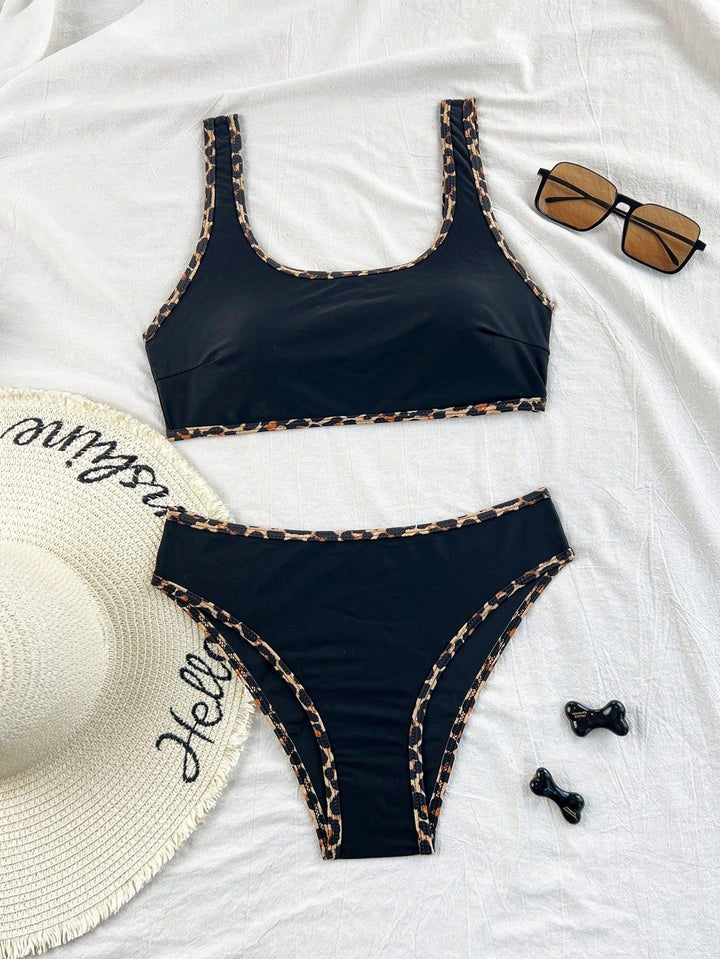 Damen Hochgeschnittener Bikini mit animalischem Design Echo Archiv