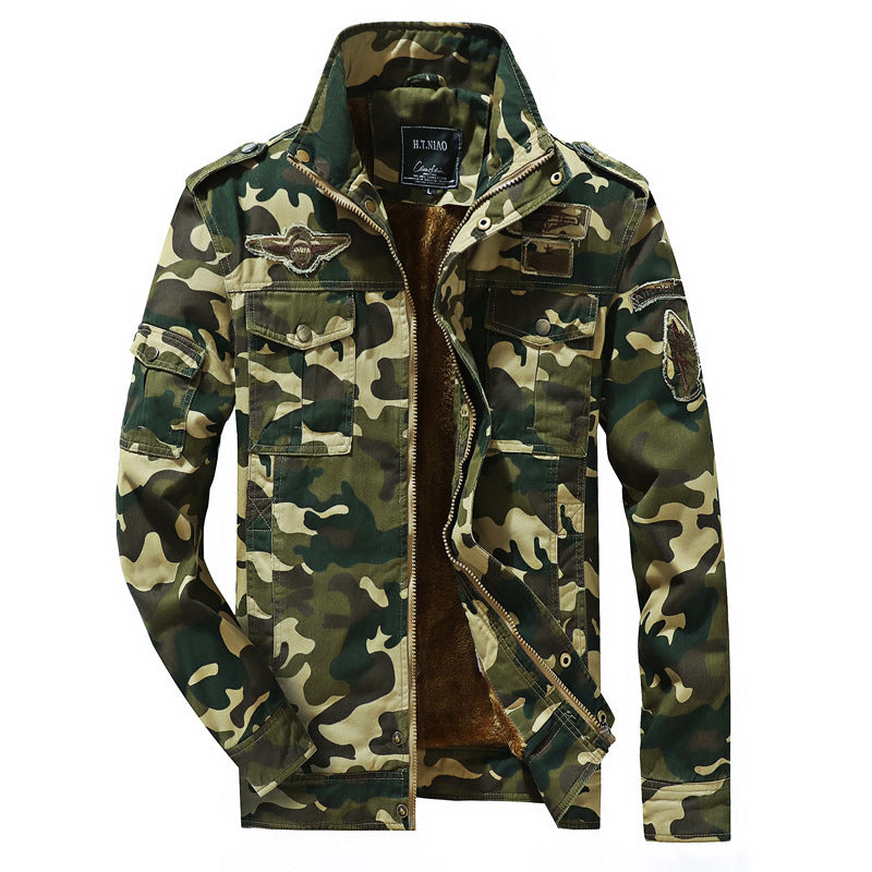 Herren Fieldjacke im Tarnmuster mit Teddyfleece‑Innenfutter, Mehrfachtaschen und Schulterklappen – Taviero