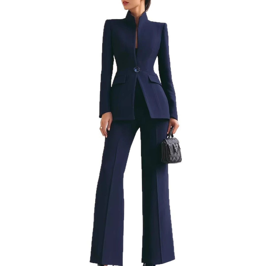 Damen Taillierter Blazer mit Stehkragen und High‑Waist ausgestellte Hose Echo Archiv