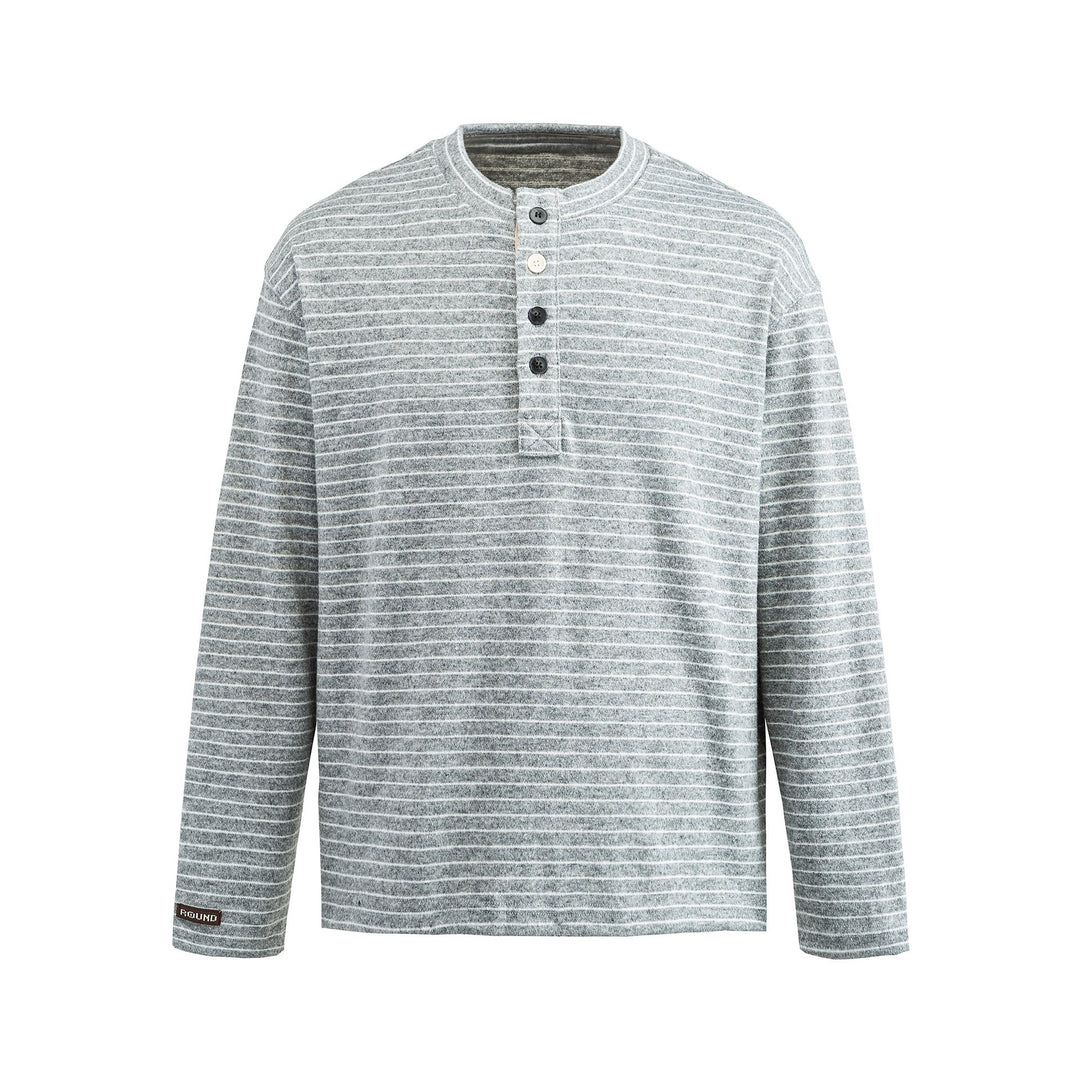 Herren Feinstrick-Henleyshirt mit kurzem Knopfleiste und horizontalem Streifenmuster Echoarchiv