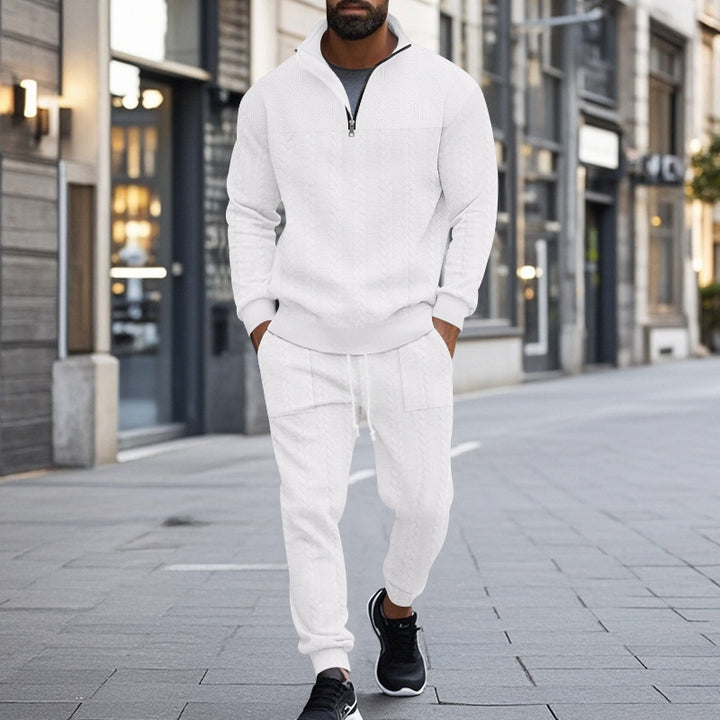 Herren sportliches Fleece-Set mit halbem Reißverschluss und praktischen Taschen Echoarchiv