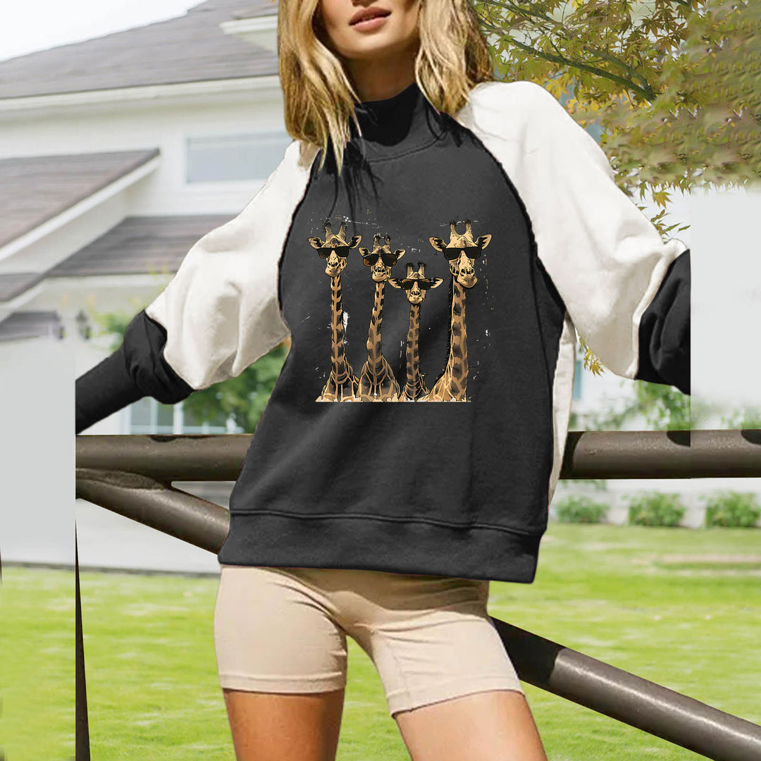 Damen lässiges Oversize Sweatshirt mit hohem Rollkragen, Raglanärmeln und Giraffen-Print – Avérine