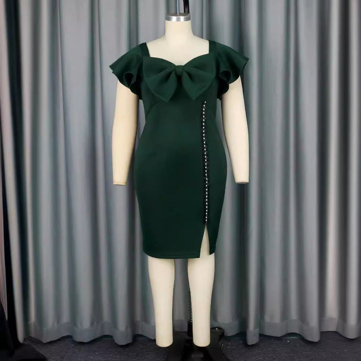 Damen figurbetontes Kleid mit großem Schleifenakzent und seitlichem Schlitz Echo Archiv