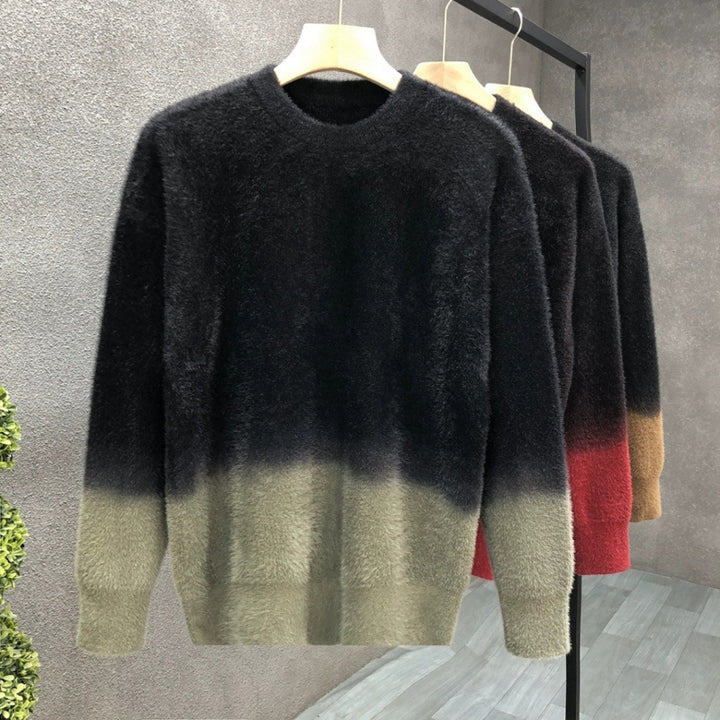Herren Flauschiger Farbverlauf-Pullover aus Mohair-Mix mit Rundhals und geradem Schnitt Echoarchiv