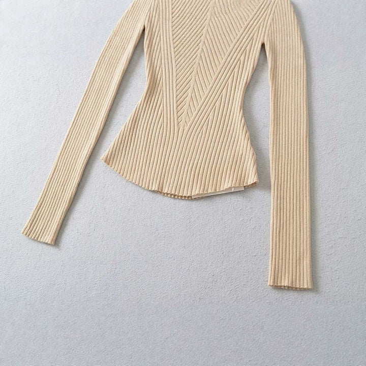 Damen Taillierter Rippstrick-Pullover mit V-Ausschnitt und formgebender Struktur Echoarchiv