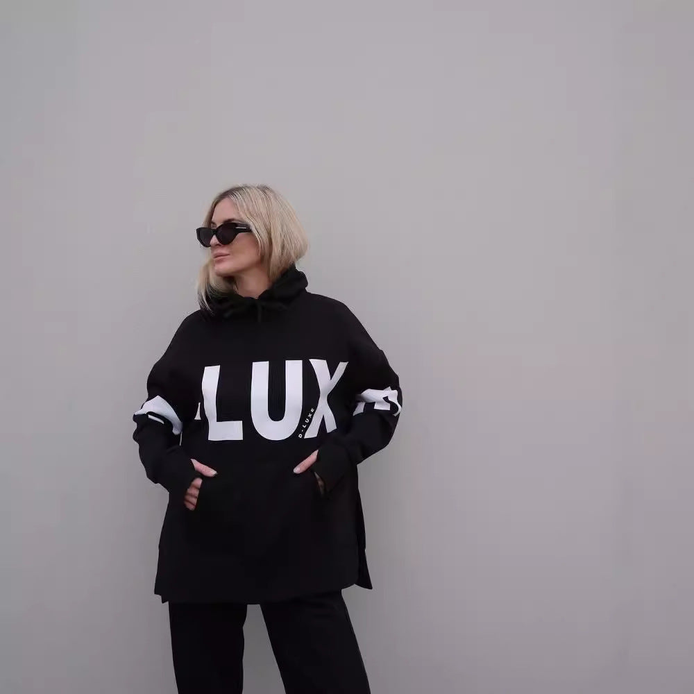 Damen Oversized Kapuzenpullover mit markantem Logoprint, Kängurutasche und Seitenschlitzen Echoarchiv