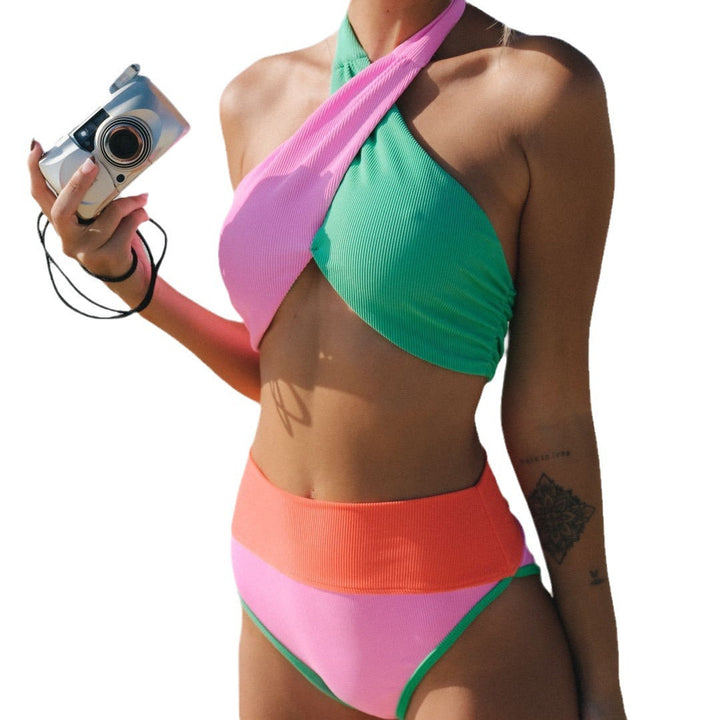 Damen Hochgeschnittener Bikini mit schickem Wickel-Design Echoarchiv
