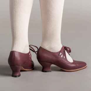 Damen nan Retro-Riemchenpumps mit geschwungenem Kittenabsatz, blattförmigen Aussparungen und dekorativem Schleifenverschluss Echo Archiv