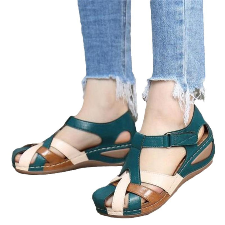 Damen Bequeme geschlossene Riemchensandalen mit verstellbarem Knöchelriemen und gepolsterter Komfortsohle – Sorelia