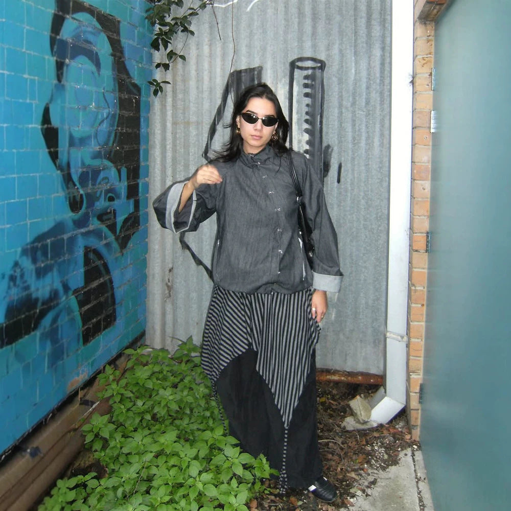 Damen Oversize-Boxy-Jacke mit asymmetrischem Druckknopfverschluss und Ärmeltasche Echoarchiv