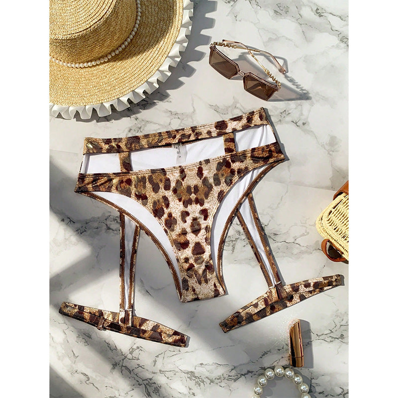 Damen Hochgeschnittener Bikini mit verstellbaren Bindungen Echo Archiv