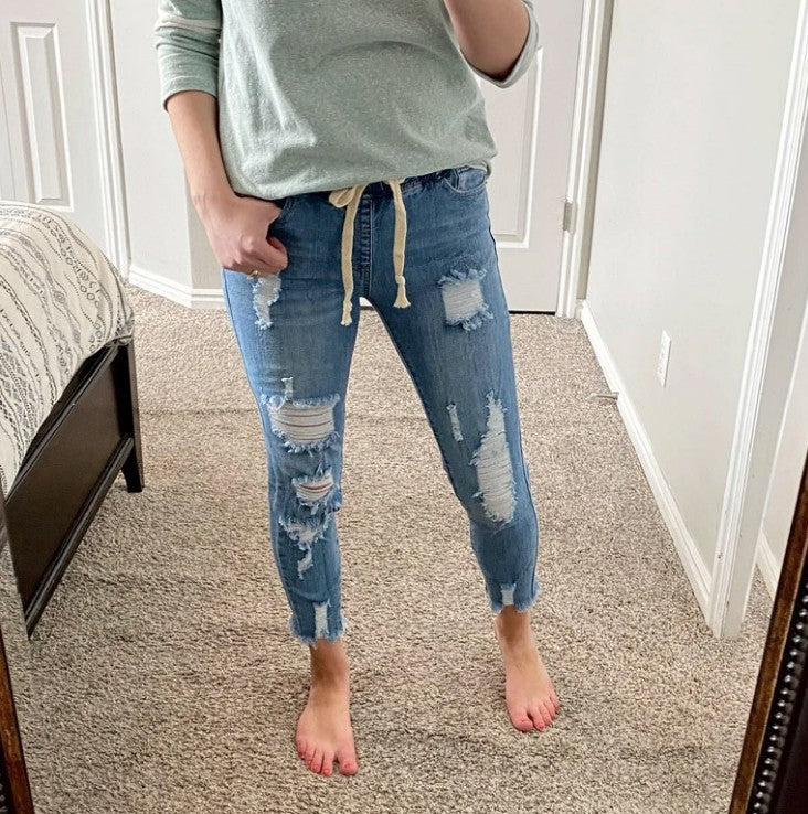 Damen Skinny Jeans mit lässigem Used-Look Echo Archiv