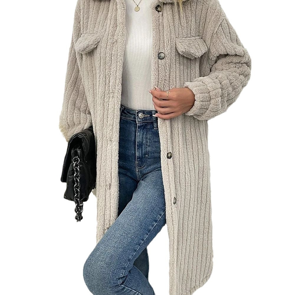 Damen nan langer Teddy-Mantel mit Schalkragen und aufgesetzten Brusttaschen Echo Archiv