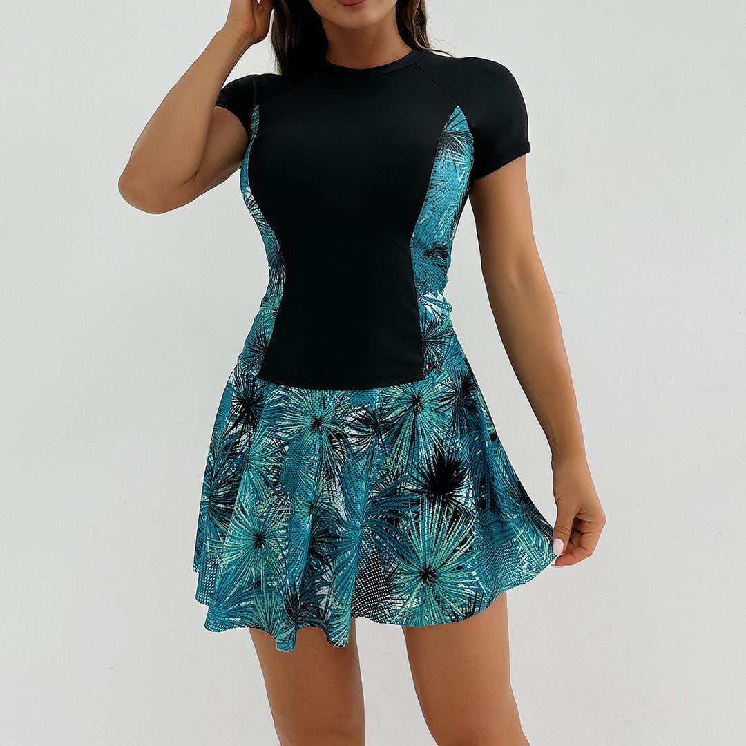 Damen Sportliches Kleid mit integriertem Top und Rock Echo Archiv